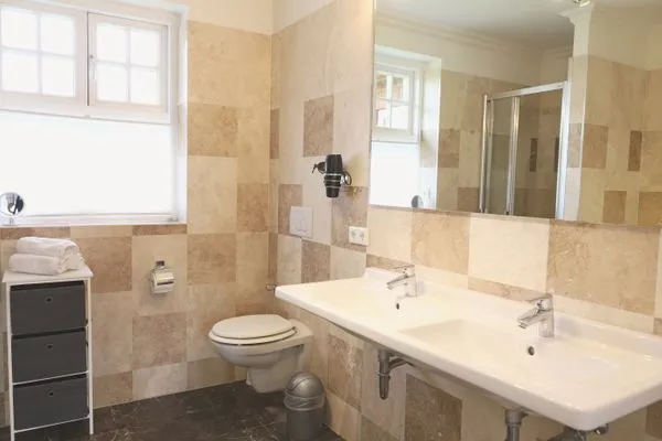 Badezimmer  Bundiswung 7, Whg.1, GB7