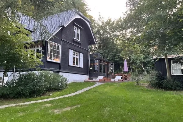 Außenansicht  Villa Lohengrin