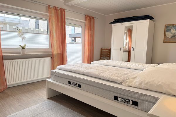  Haus Seemöwe Whg. 6 Kellenhusen - Schlafzimmer