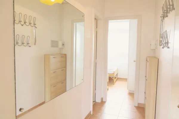   Dünenstr. 31a, OG rechts