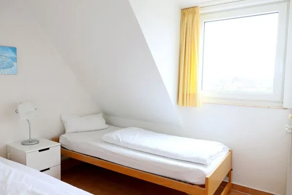 Schlafzimmer  Dünenstr. 31a, OG rechts