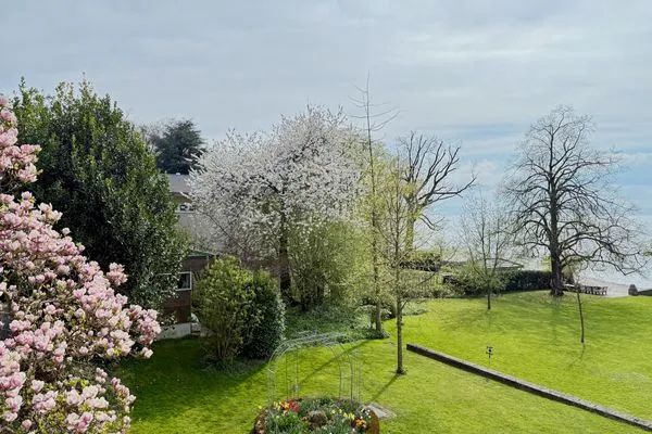 Ferienanlage Seeperle49 Ferienwohnung Seeperle49 Nonnenhorn - Gartenblick