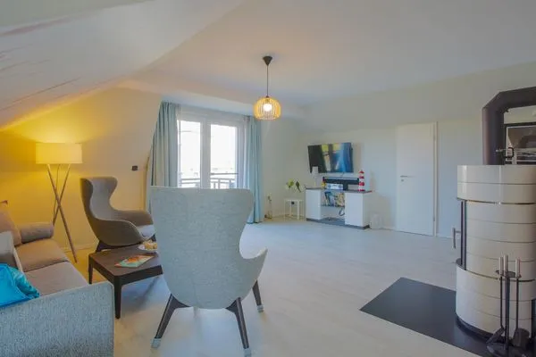 Ferienwohnung Meerblick Ostseebad Wustrow ZweiWasser Alte Seefahrtschule Wohnbereich  Meerblick