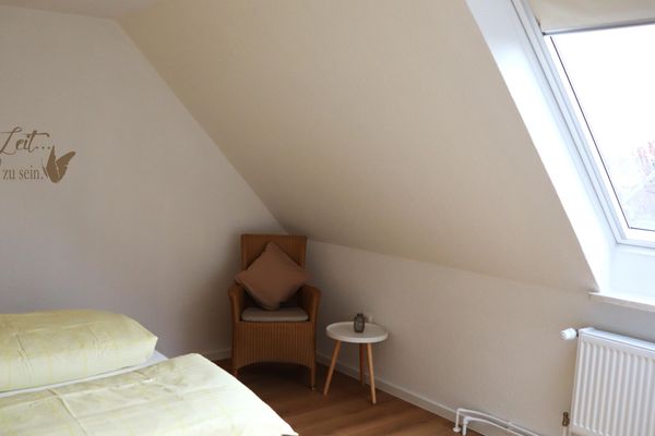  Ferienwohnung Seewiefke Esens - Schlafzimmer