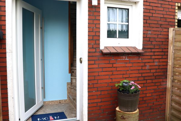  Ferienwohnung Seewiefke Esens - Fassade / Eingang
