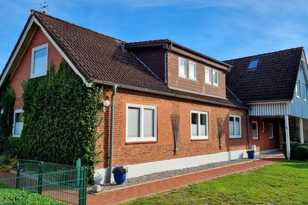 Hauptansicht  Ferienwohnung "Achtern Diek 1" 1. Reihe an der Ostseeküste