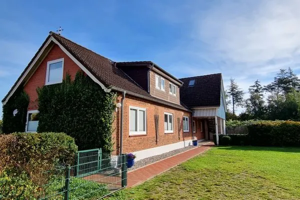 Hauptansicht  Ferienwohnung "Achtern Diek 2" 1. Reihe an der Ostseeküste