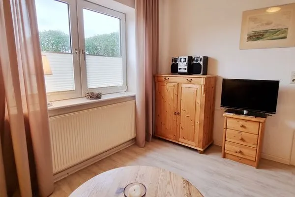 Wohnzimmer  Ferienwohnung "Achtern Diek 2" 1. Reihe an der Ostseeküste