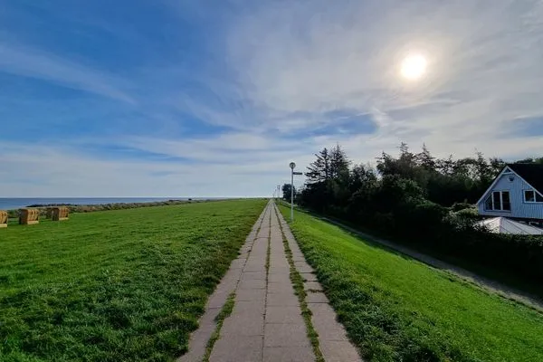 Strand  Ferienwohnung "Achtern Diek 3" 1. Reihe an der Ostseeküste