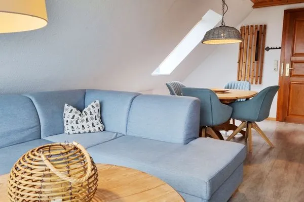 Wohnzimmer  Ferienwohnung "Achtern Diek 4" 1. Reihe an der Ostseeküste