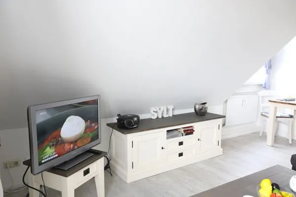Wohnzimmer  Fernsicht 12E, DG