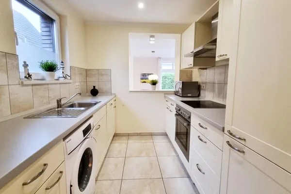 Küche / Küchenzeile  Ferienwohnung "Baltic Sunrise" mit Garten an der Ostseeküste