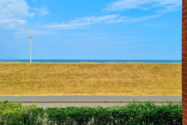 Meerblick  Ferienwohnung "Baltic Sunset" in 1. Reihe zum Ostseestrand