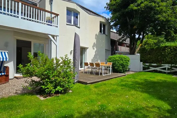 Garten  Ferienwohnung "Baltic Sunshine" in Kalifornien an der Ostsee