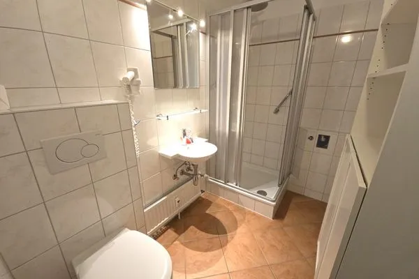 Badezimmer  Ferienwohnung "Deichwind" in Holm an der Ostsee