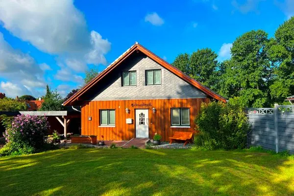 Fassade / Eingang  Ferienhaus "Himi" in unmittelbarer Nähe des Passader Sees