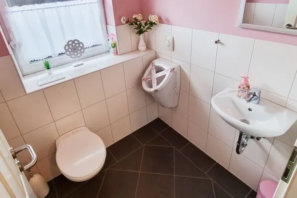 Badezimmer  Ferienhaus "Himi" in unmittelbarer Nähe des Passader Sees