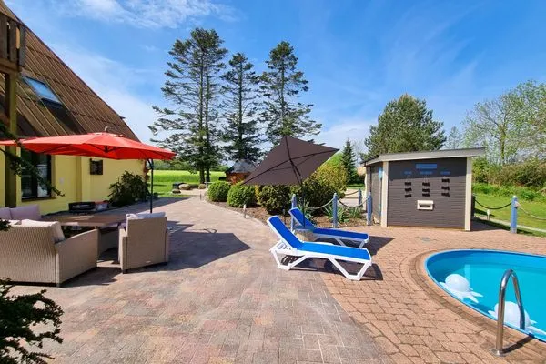 Pool  Ferienwohnung "Koppelkuck" in Schwartbuck