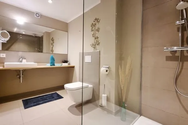 Badezimmer  Ferienhaus "Küstenhuus" in Kalifornien an der Ostsee