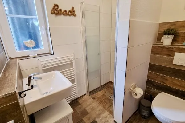 Badezimmer  Schwedenhaushälfte "Küstenliebe" in Sehlendorf an der Ostsee