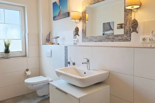 Badezimmer  Ferienhaus "Lille Hus" - Urlaub mit bis zu 12 Personen