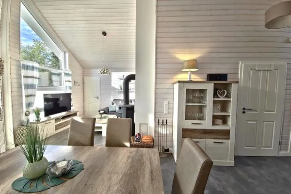 Wohnzimmer  Ferienhaus "Lönneberga" im Ferienpark Holm an der Ostsee