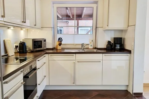 Küche / Küchenzeile  Ferienhaushälfte "Sandbank" Schönberger Strand an der Ostsee