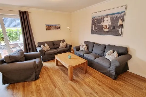 Wohnzimmer  Ferienhaushälfte "Sandbank" Schönberger Strand an der Ostsee