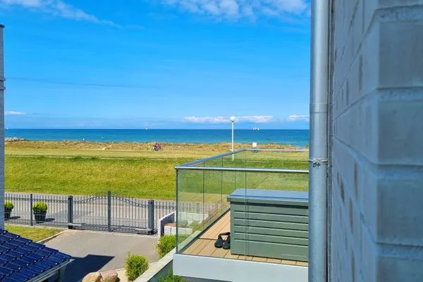 Meerblick  Ferienwohnung "Sandy Beach" in Schönberg-Kalifornien