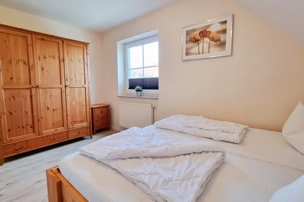 Schlafzimmer  Ferienhaushälfte "Seebrücke" Schönberger Strand an d. Ostsee