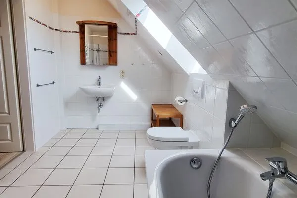 Badezimmer  Ferienhaushälfte "Seebrücke" Schönberger Strand an d. Ostsee