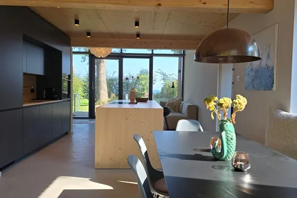 Wohnzimmer  Ferienhaus "Sturmvogel" direkte Strandlage in Kiel