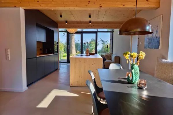 Küche / Küchenzeile  Ferienhaus "Sturmvogel" direkte Strandlage in Kiel