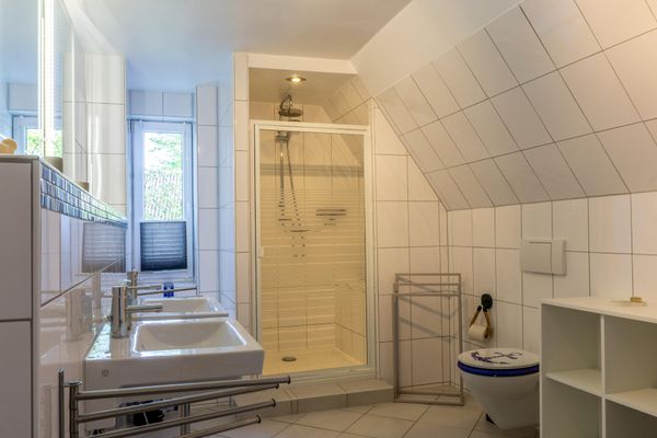  Ferienhaus Westerstraße Tönning - Dusche