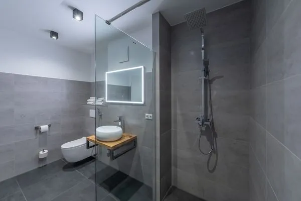 Ferienwohnung Müritznest Klink - Badezimmer vollausgestattet  Müritznest