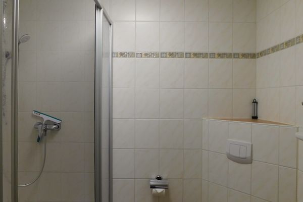  Sterntaucher App 1 Ostseebad Ahrenshoop - Badezimmer
