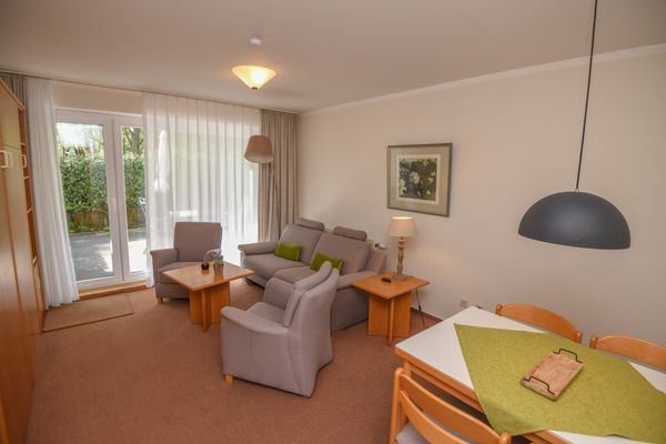  Haus Roseneck Wohnung 1 Norderney - Wohnzimmer