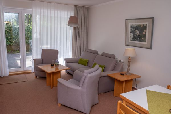  Haus Roseneck Wohnung 1 Norderney - Wohnzimmer