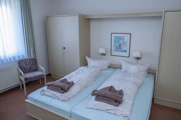  Haus Roseneck Wohnung 1 Norderney - Schlafzimmer