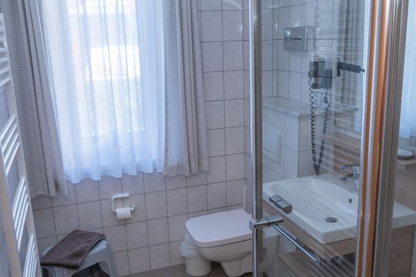  Haus Roseneck Wohnung 1 Norderney - Badezimmer