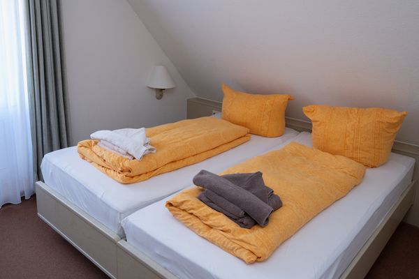  Haus Roseneck Wohnung 8 Norderney - Schlafzimmer