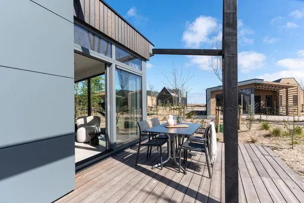  Enkhuizer Strand Chalet Suydersee Huys mit Zaun Nr. 462