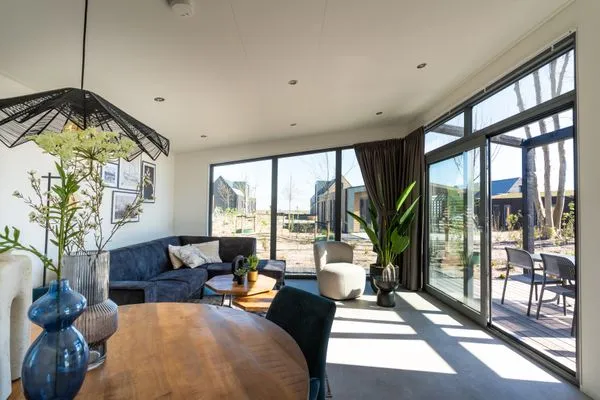  Enkhuizer Strand Chalet Suydersee Huys mit Zaun Nr. 462