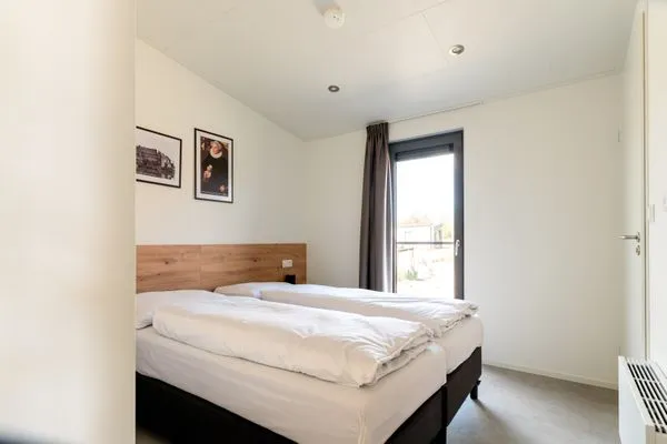  Enkhuizer Strand Chalet Suydersee Huys mit Zaun Nr. 462