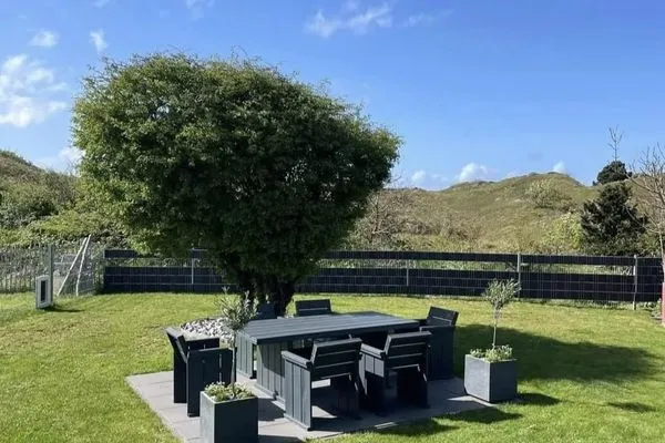   Inselmädchen - Düne 11