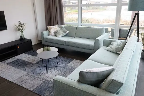  Marina Strandbad Chalet Wasserwelt mit Zaun Haus Nr. 32