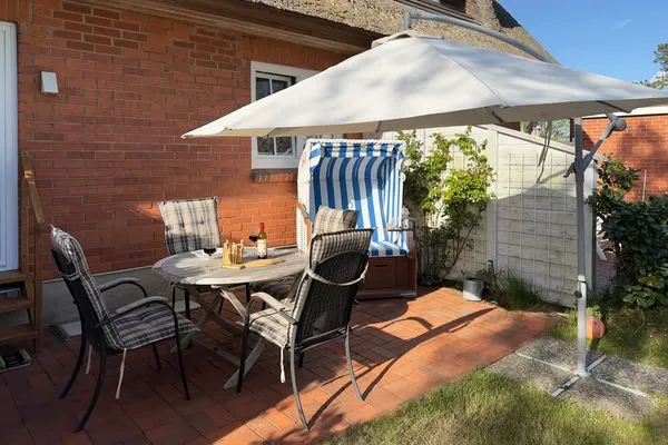 Terrasse Haus Pesel Ferienwohnung *Reetblick*