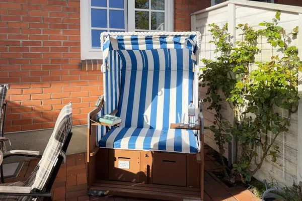 Terrasse Haus Pesel Ferienwohnung *Reetblick*