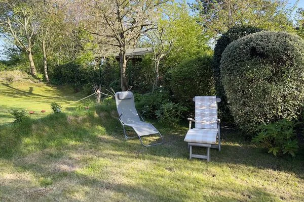 Garten Haus Pesel Ferienwohnung *Reetblick*