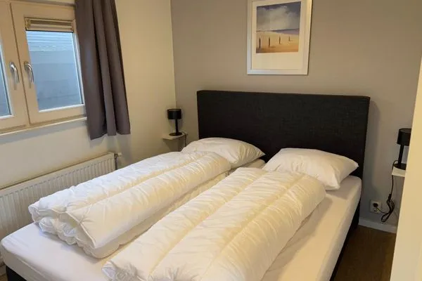  Breskens Chalet DuneView mit Zaun Haus Nr. H195